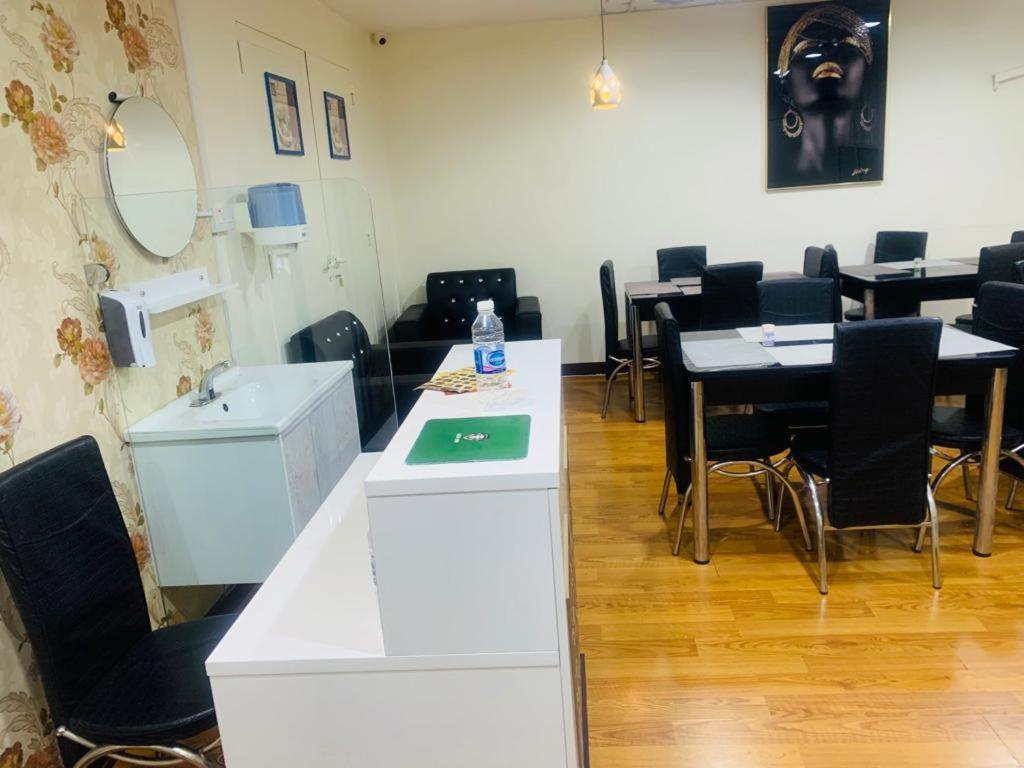 Oyo271帕拉索尔酒店 迪拜 外观 照片